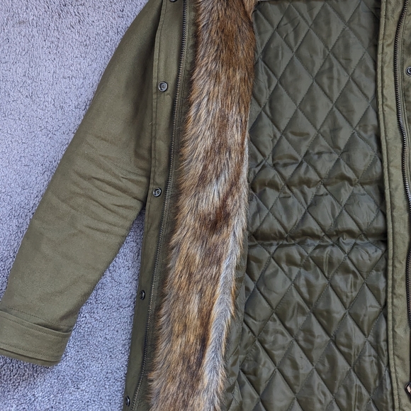 Blanc Parka - Picture 8 of 9